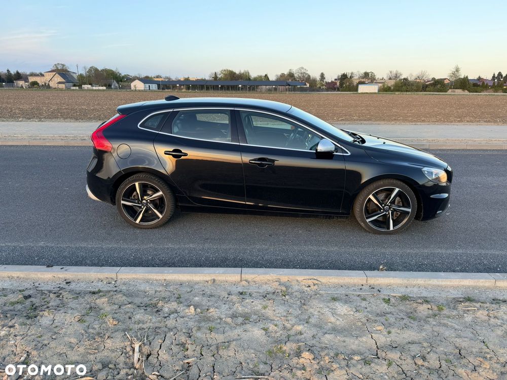 Volvo V40 D4 RDesign - 12