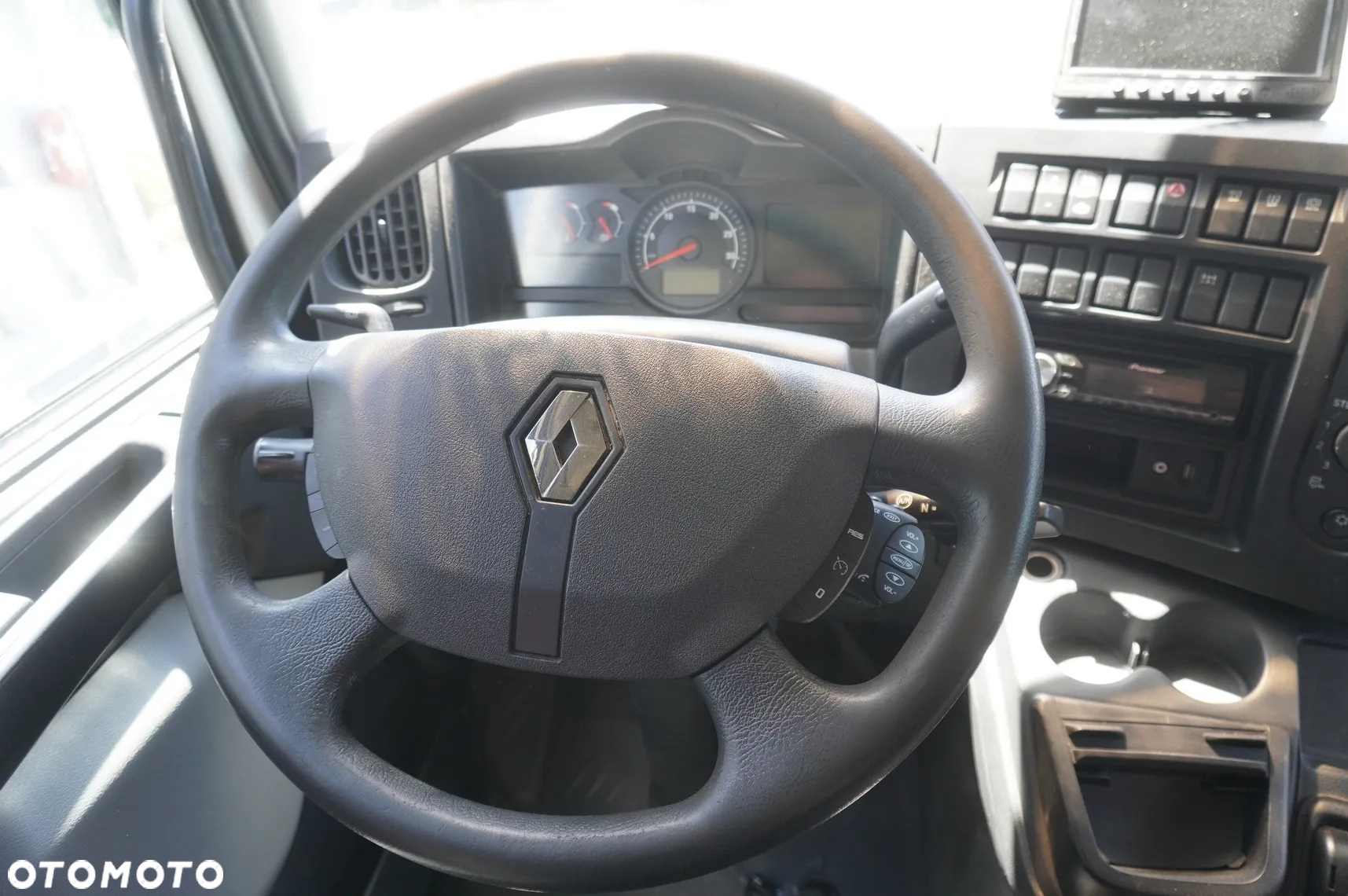 Renault D16 250 - 11