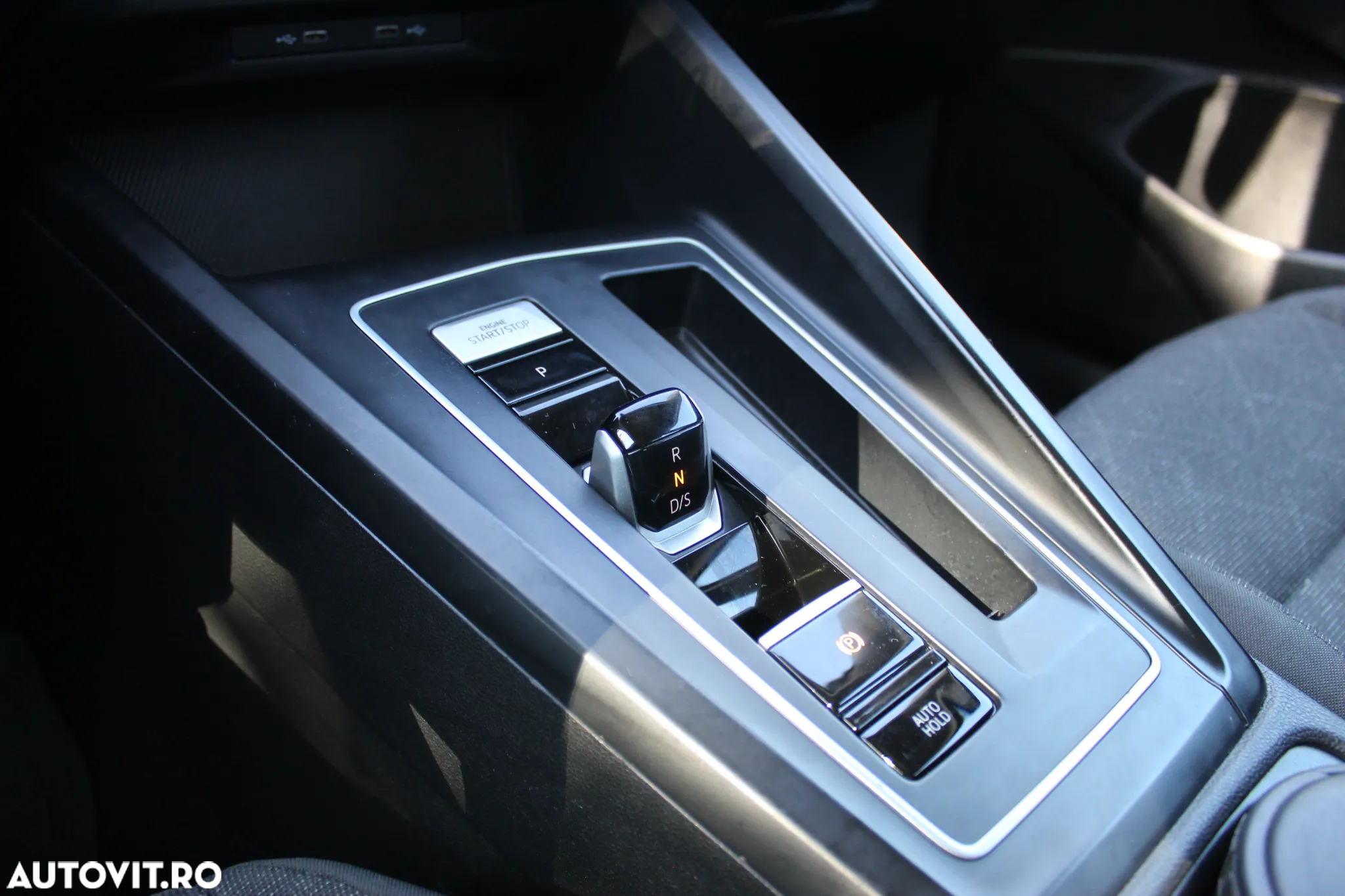 Volkswagen Golf - 17