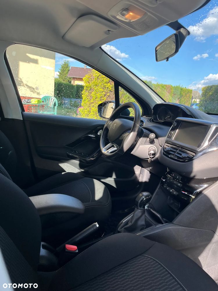 Peugeot 208 1.2 PureTech Active - 5