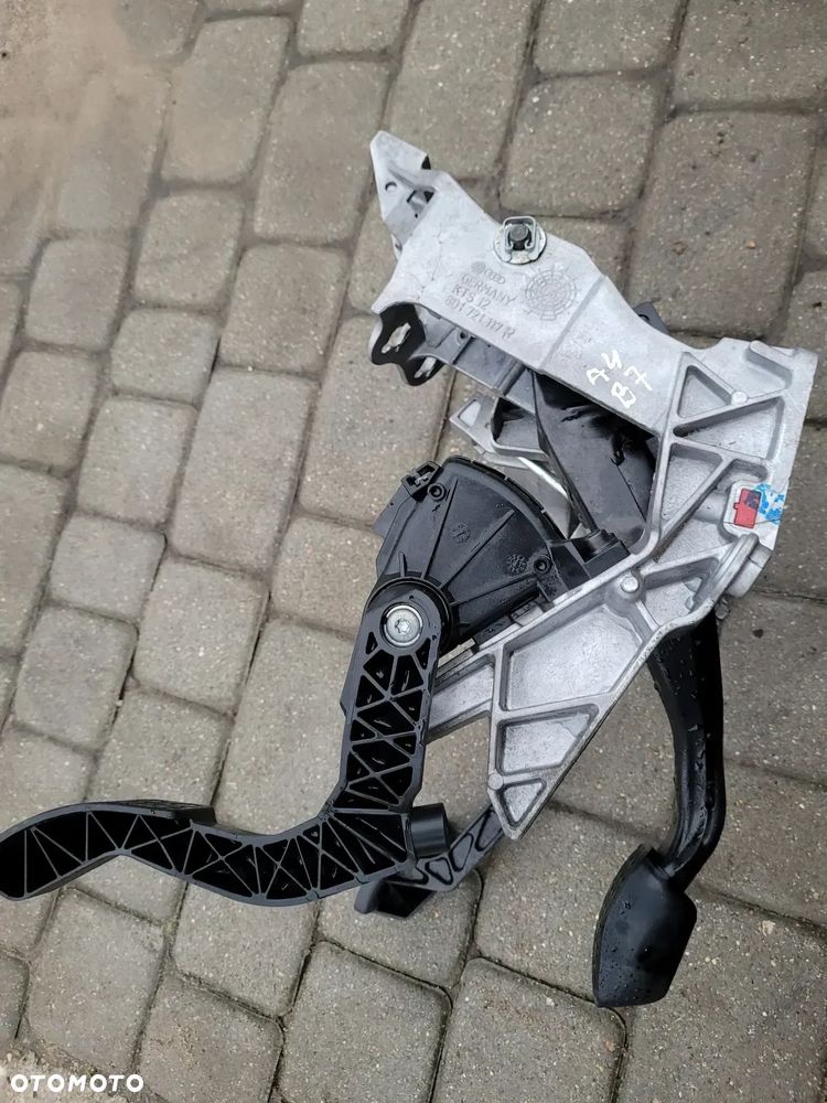 AUDI A4 B6 B7 PEDAŁY MANUAL EUROPA - 2