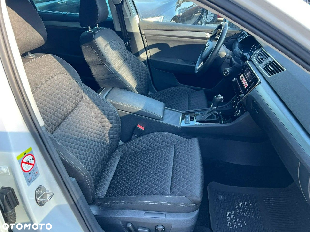 Skoda Superb 2.0 TDI Style DSG7 - 2