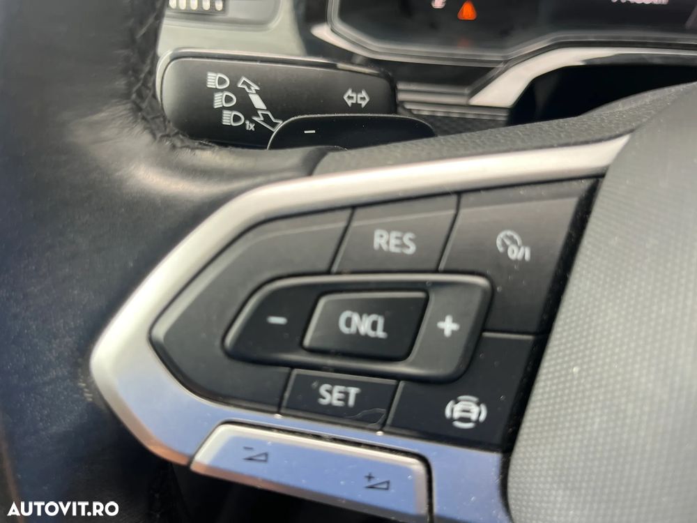 Volkswagen Polo 1.0 TSI DSG Life - 21