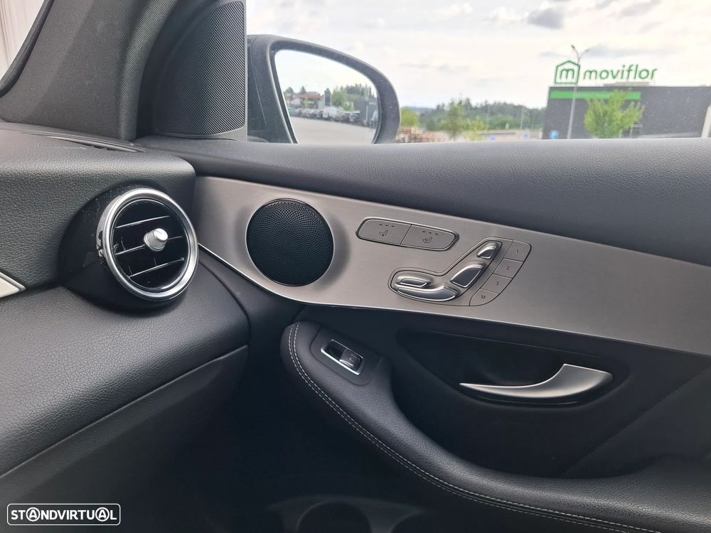 Mercedes-Benz GLC 300 de Coupe 4Matic 9G-TRONIC AMG Line - 7
