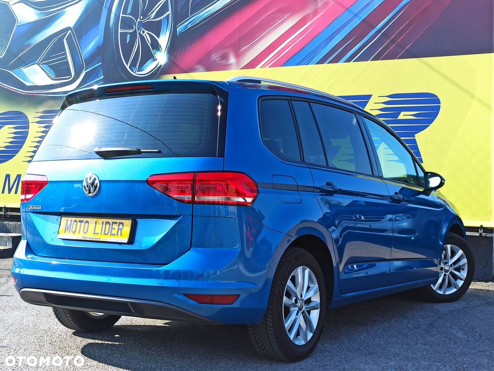 Volkswagen Touran - 6