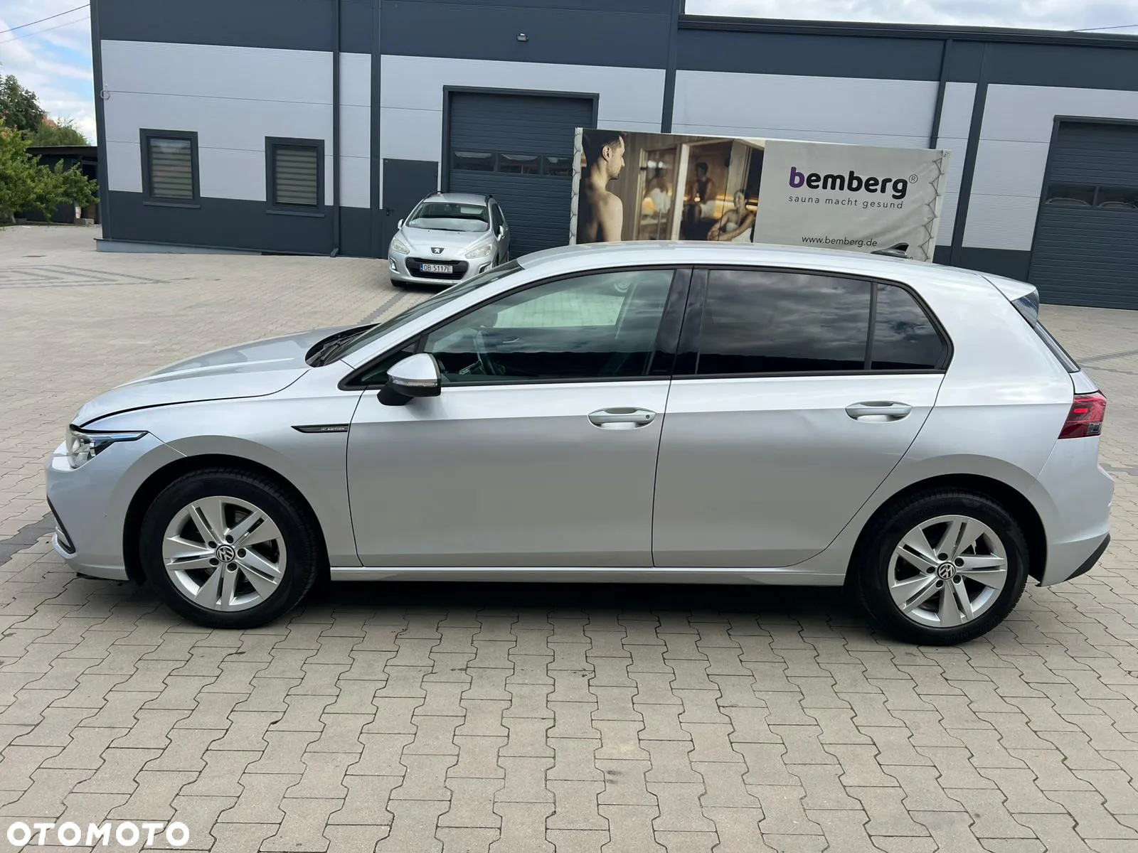 Volkswagen Golf 2.0 TDI SCR Active - 2