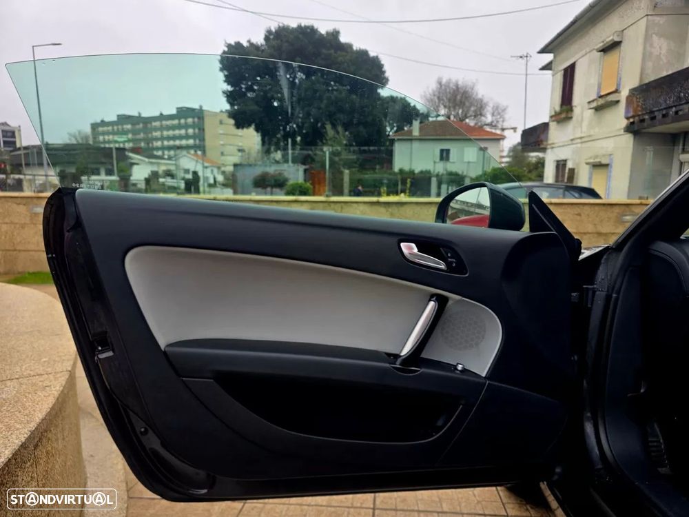 Audi TT Coupé 2.0 TDI quattro - 8