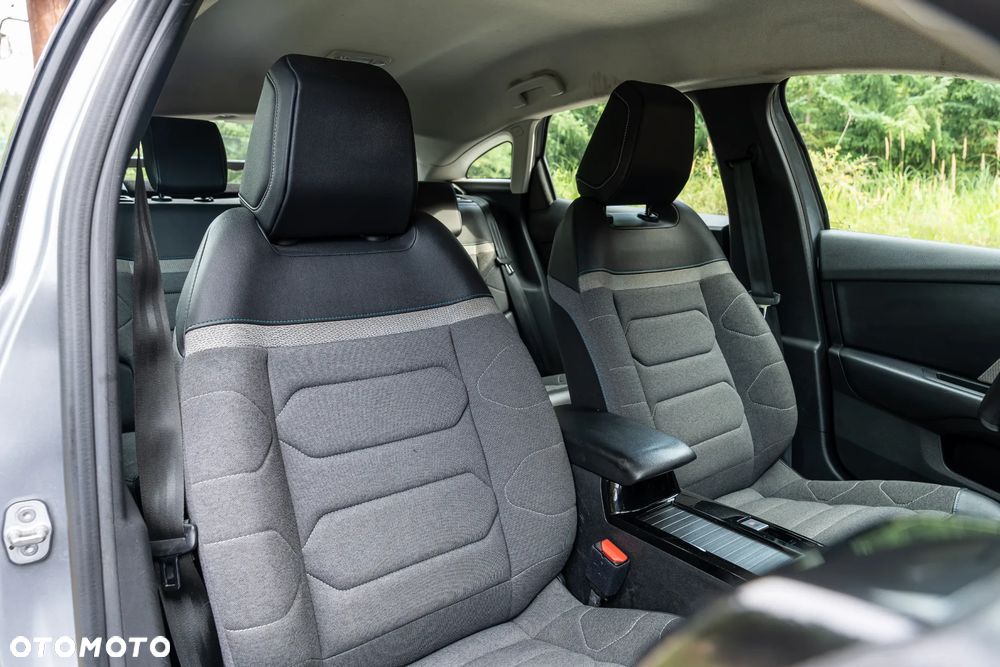 Citroën C4 1.2 PureTech C-Series S&S EAT8 - 24