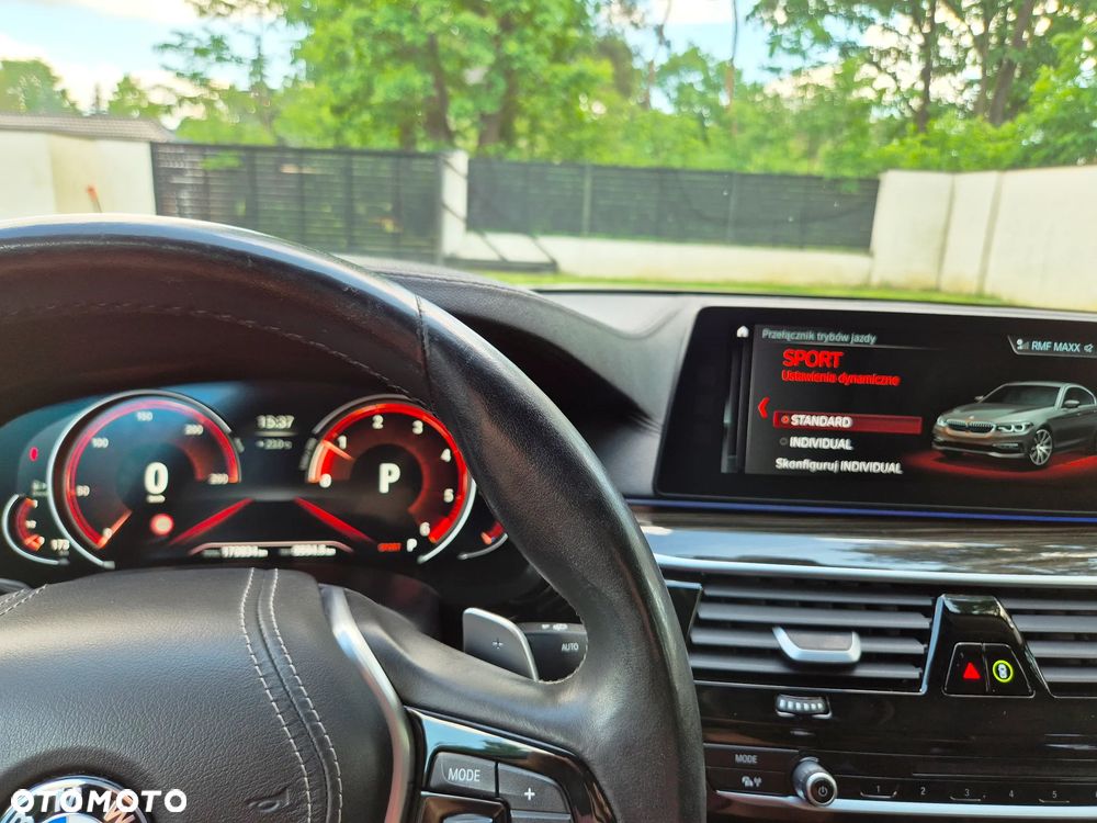 BMW Seria 5 520d xDrive Luxury Line - 33