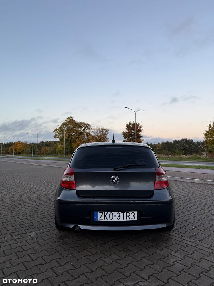 BMW Seria 1 2005 photo 3
