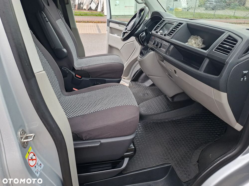 Volkswagen Transporter T6 - 16