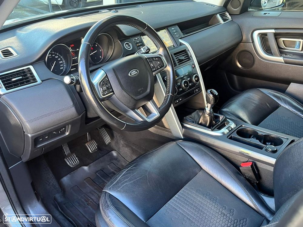 Land Rover Discovery Sport D150 HSE - 43