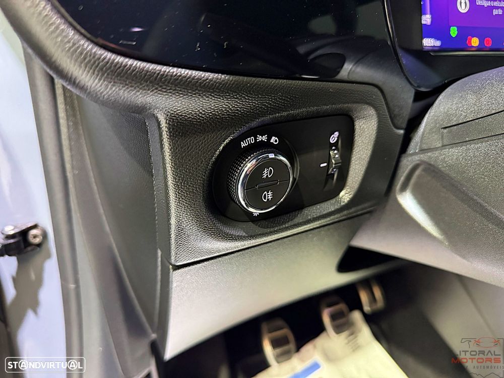 Opel Corsa 1.2 T GS - 18