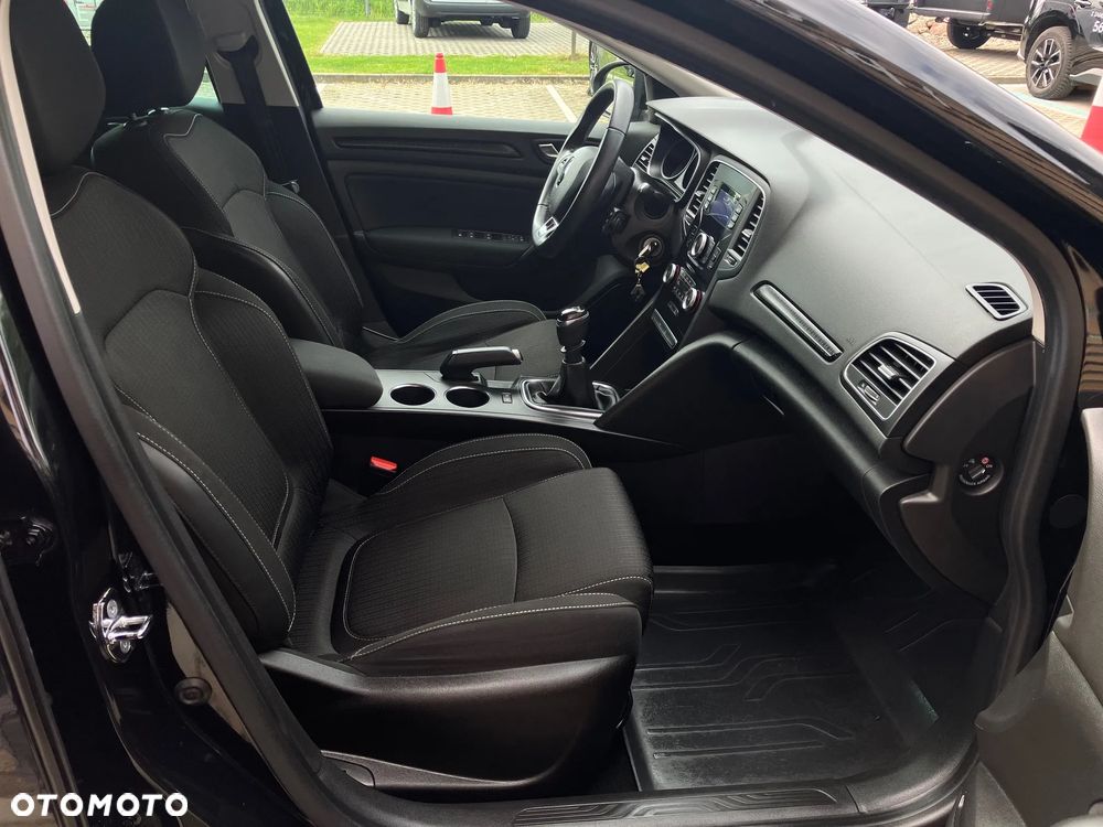 Renault Megane 1.2 Energy TCe Life - 15
