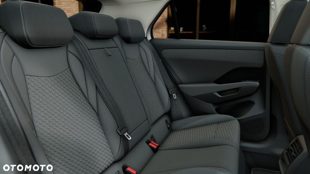 Volkswagen T-Roc - 13