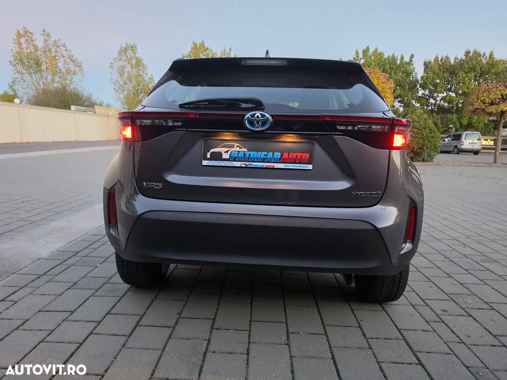 Toyota Yaris - 4
