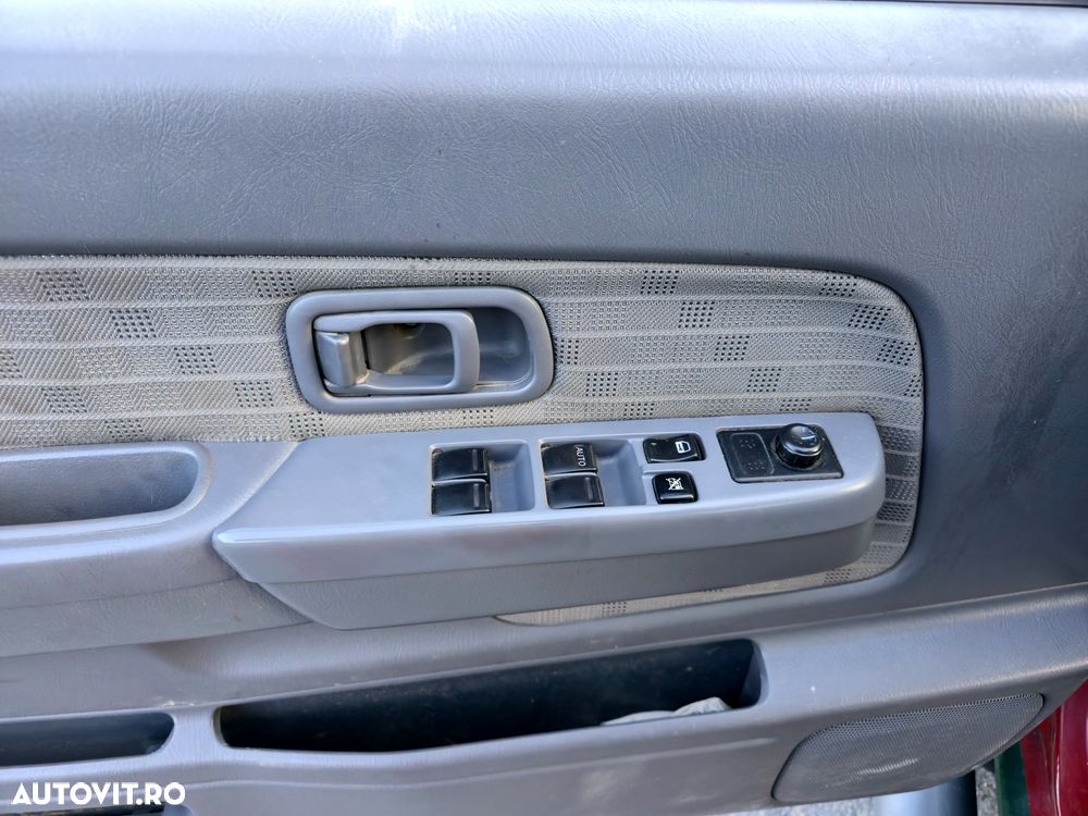 Nissan Navara Business - 11