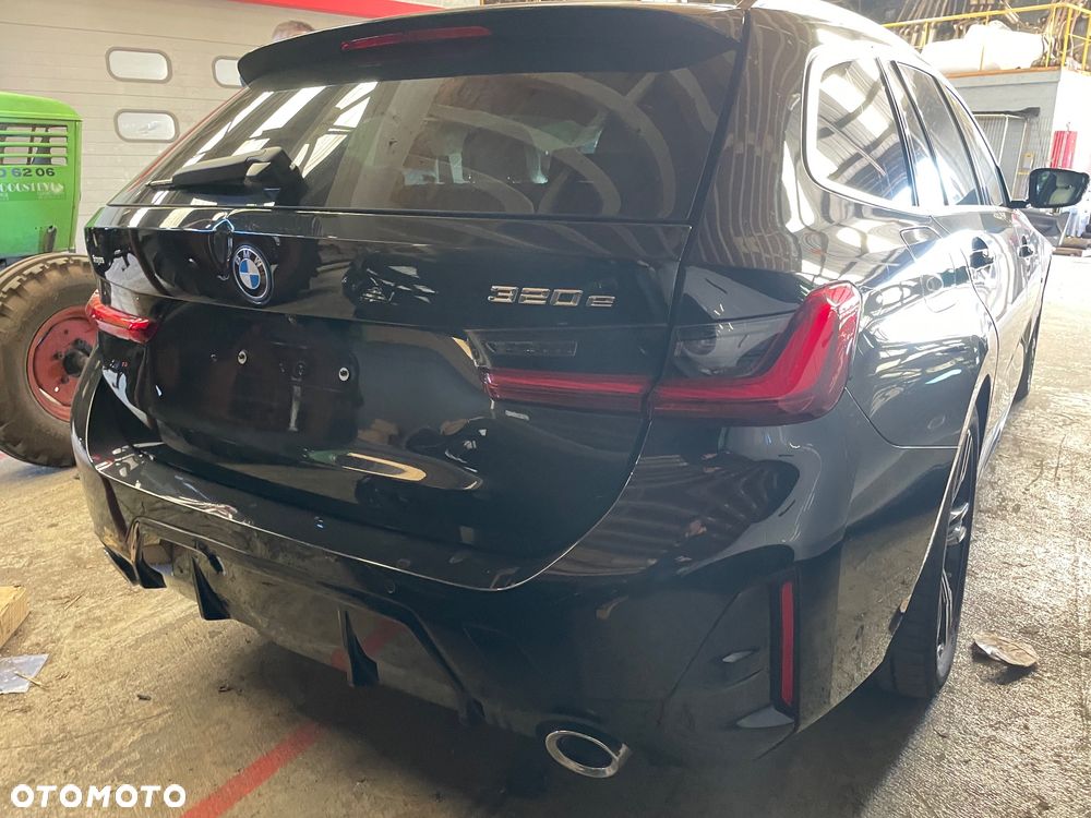 BMW Seria 3 330i M Sport sport - 4
