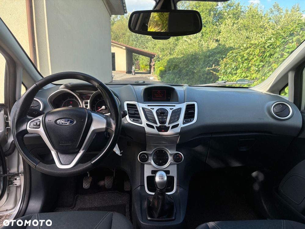 Ford Fiesta 1.4 Titanium - 14