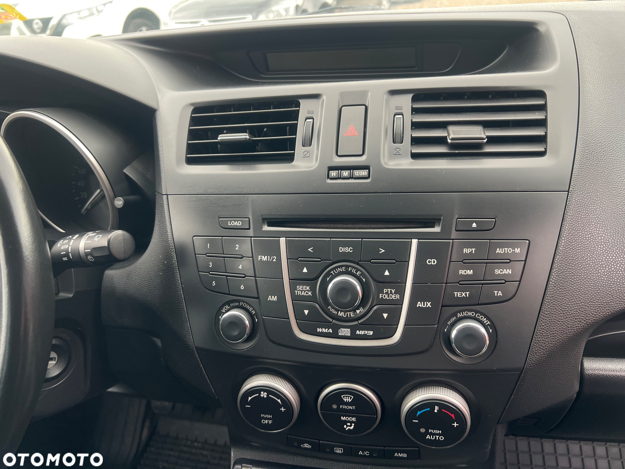 Mazda 5 - 9