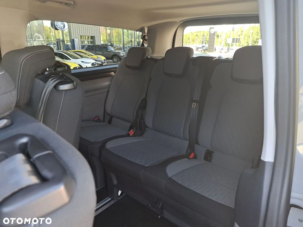 Ford Tourneo Custom 2.0 EcoBlue L2 Titanium SelectShift - 33