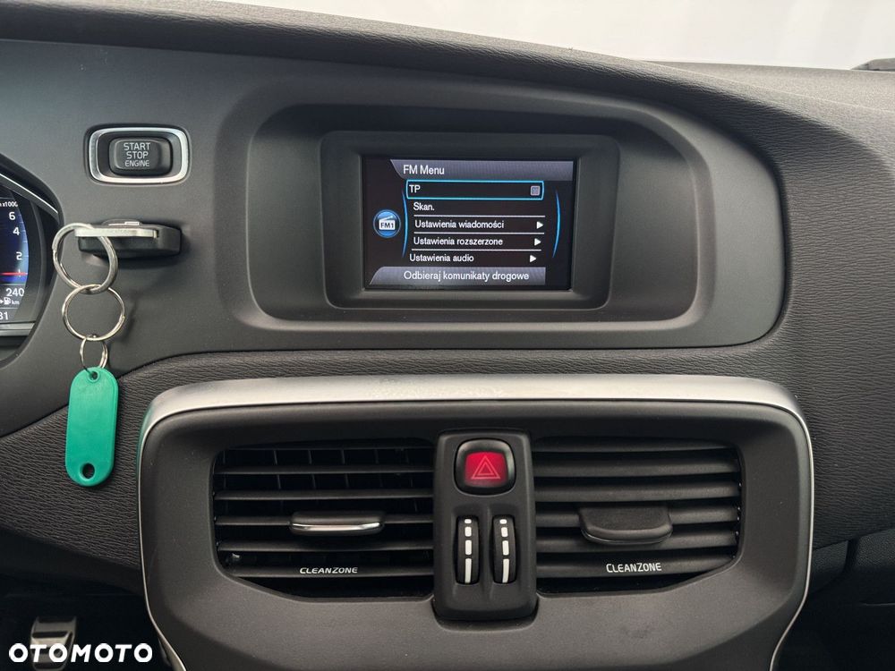 Volvo V40 T3 Drive-E R-Design Momentum - 19