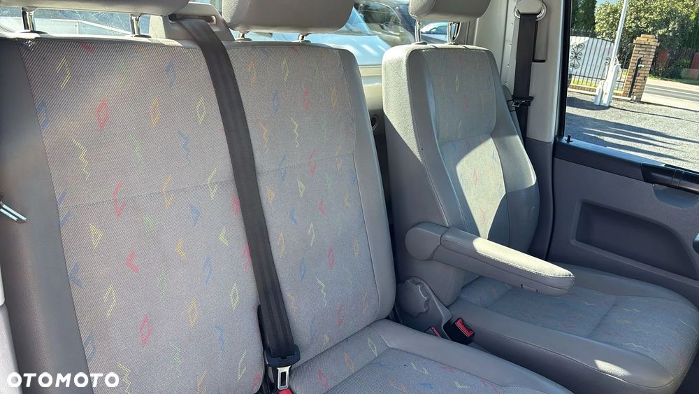 Volkswagen Transporter T5 - 17
