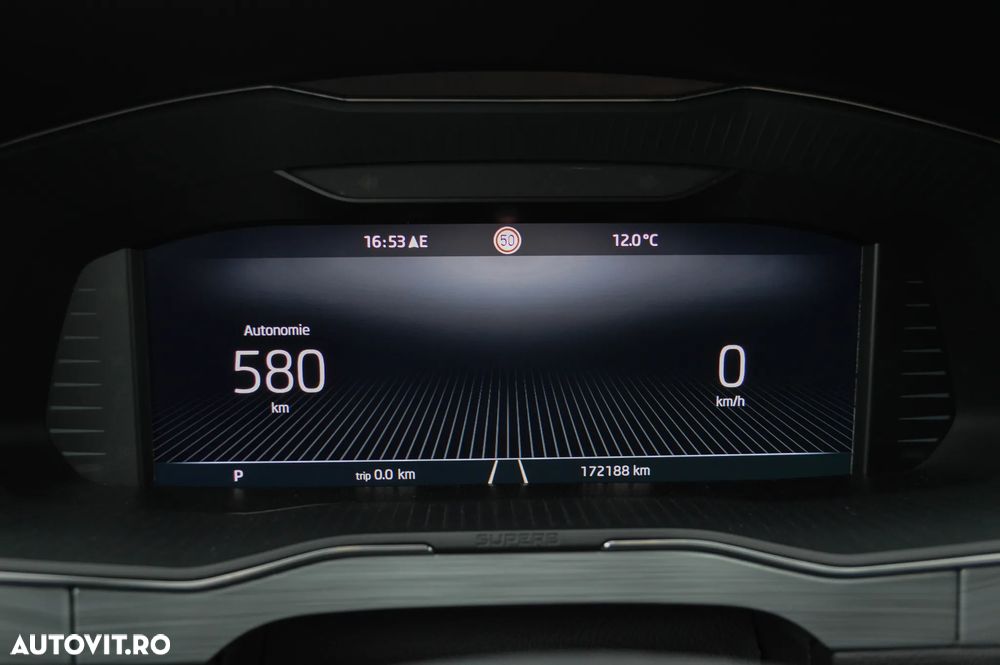 Skoda Superb 2.0 TDI DSG Essence - 6