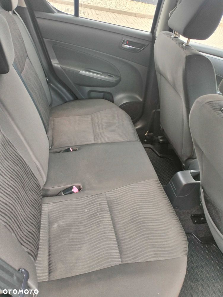 Suzuki Swift - 6