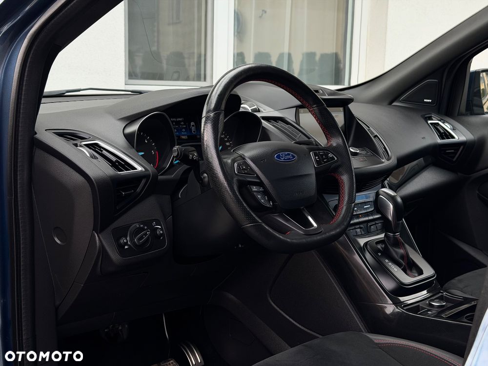 Ford Kuga 2.0 TDCi 4x4 ST-Line - 18