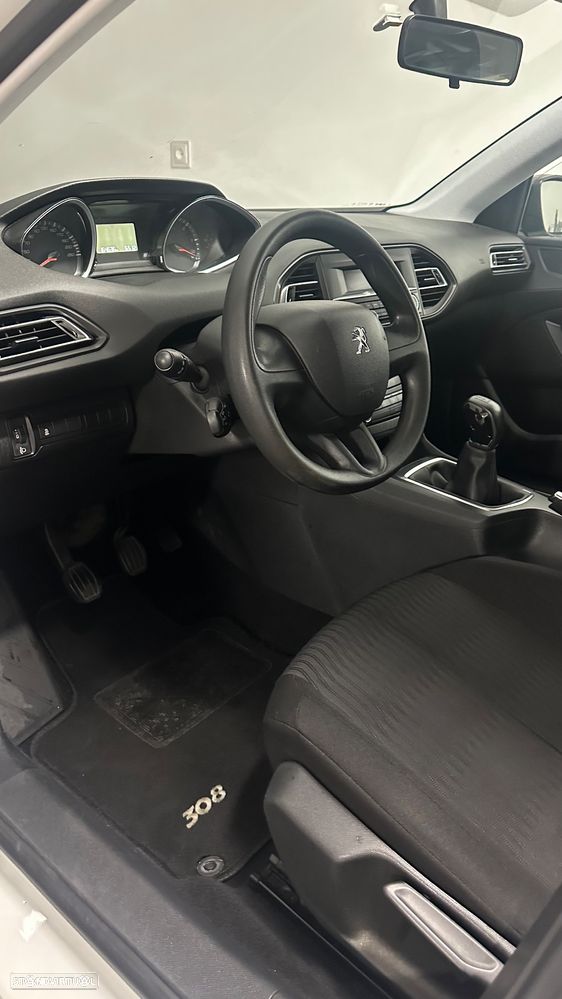 Peugeot 308 1.6 HDi Access - 11