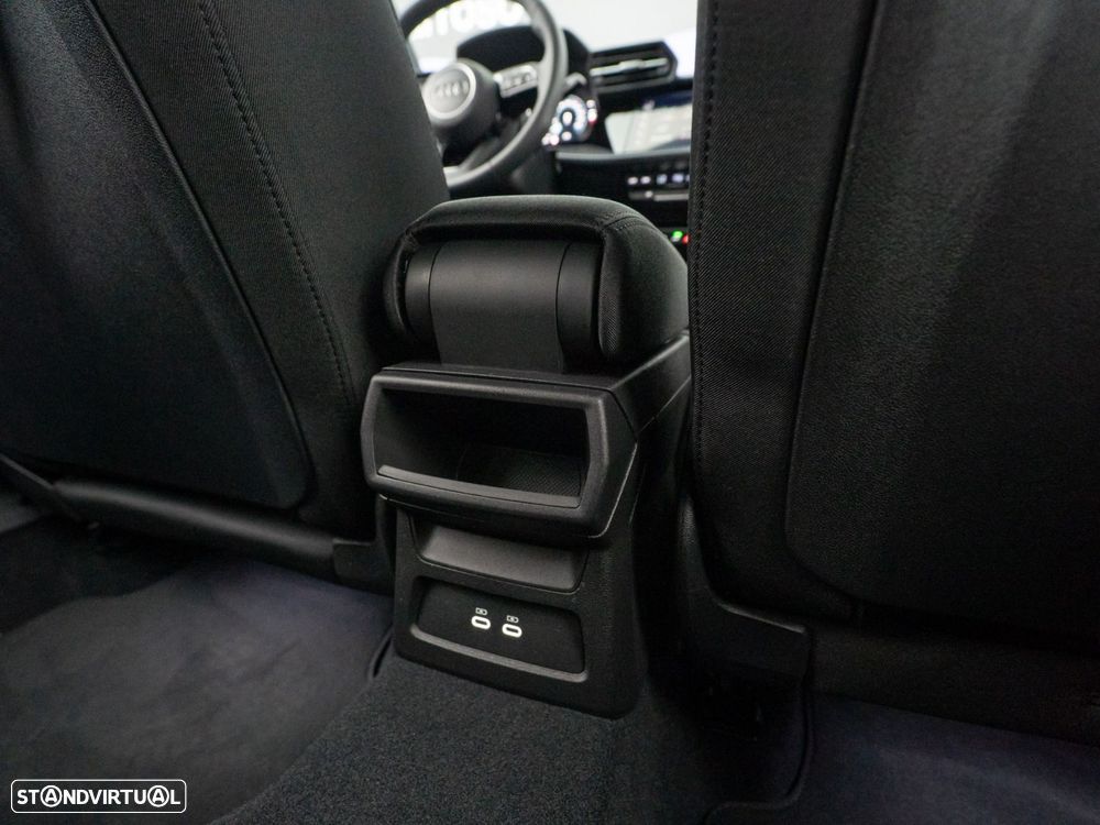 Audi A3 Sportback 40 TFSIe — fotografia 45