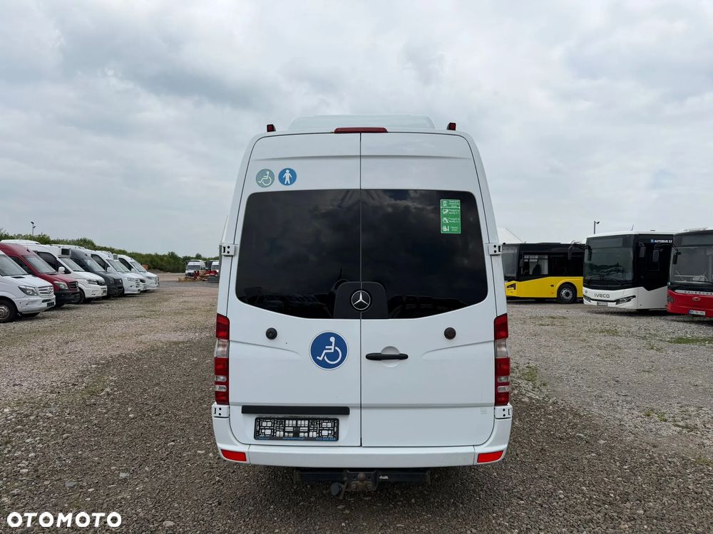 Mercedes-Benz Sprinter 519 - 7