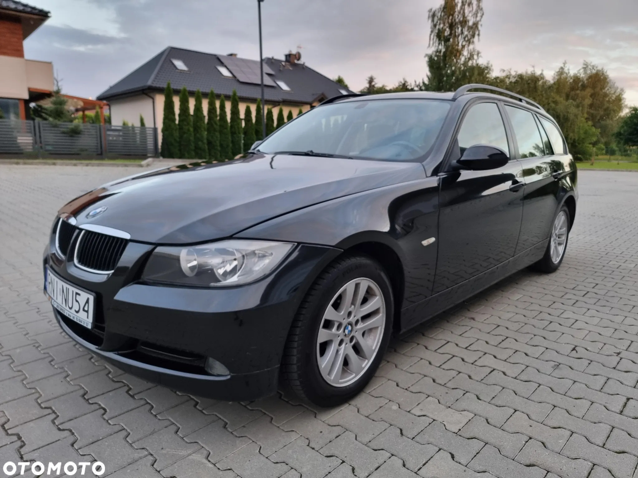 BMW Seria 3 320d DPF Touring - 2