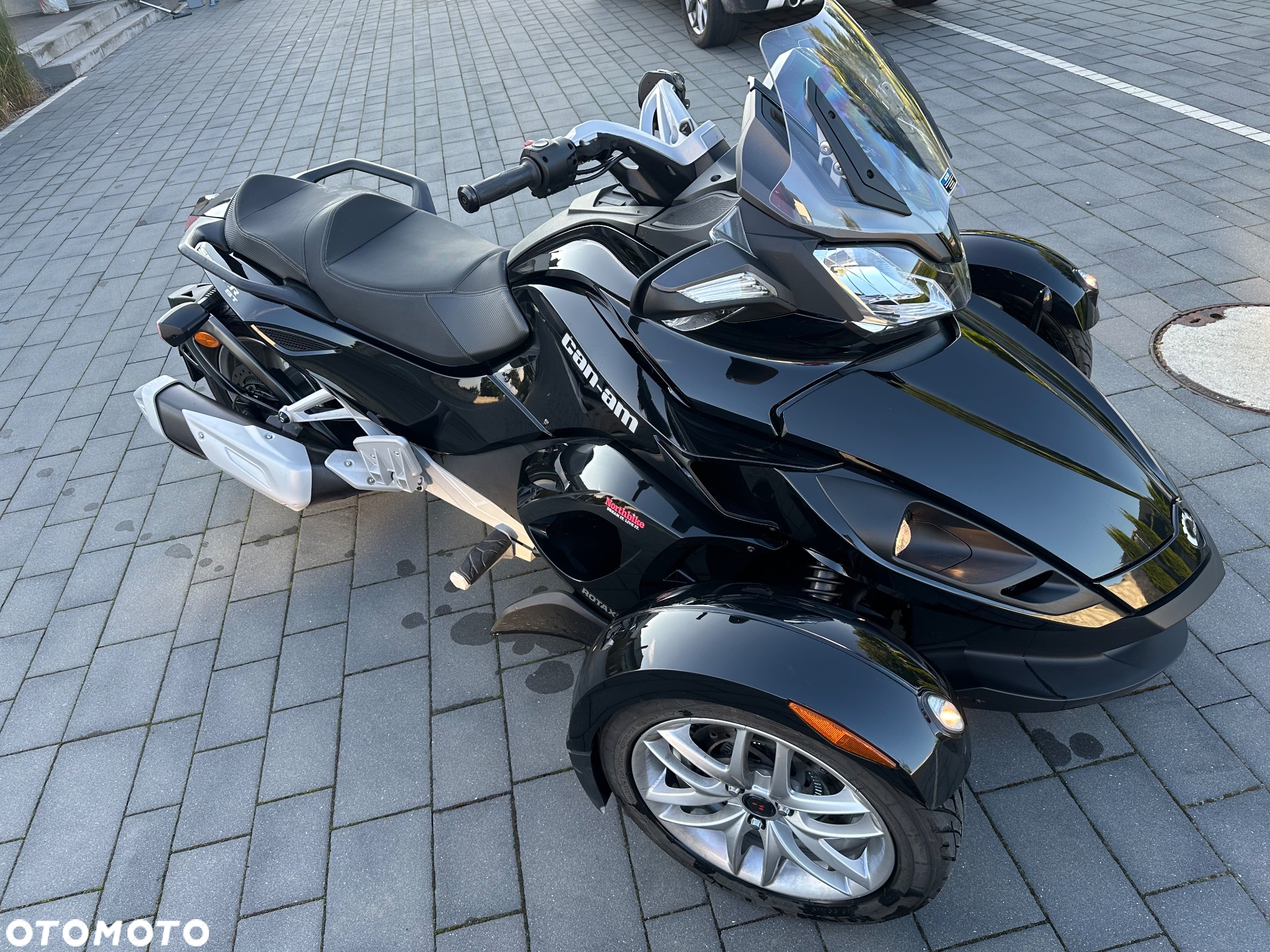 Can-Am Spyder - 5
