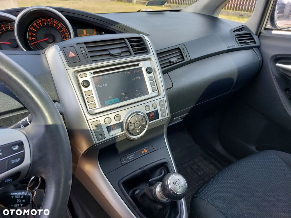 Toyota Verso 2.0 D-4D Sol - 11