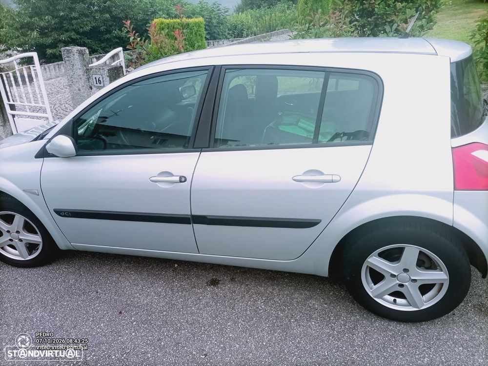 Renault Mégane - 5