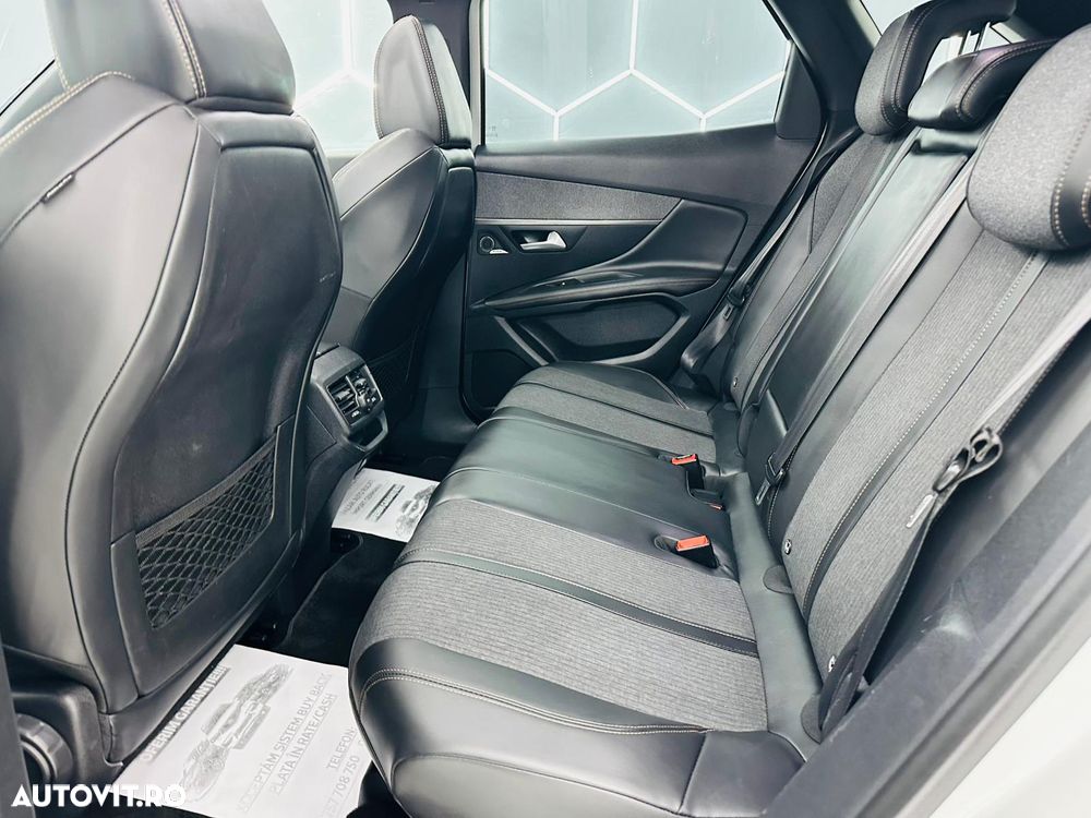 Peugeot 3008 1.2 PureTech Turbo S&S GT-Line - 14