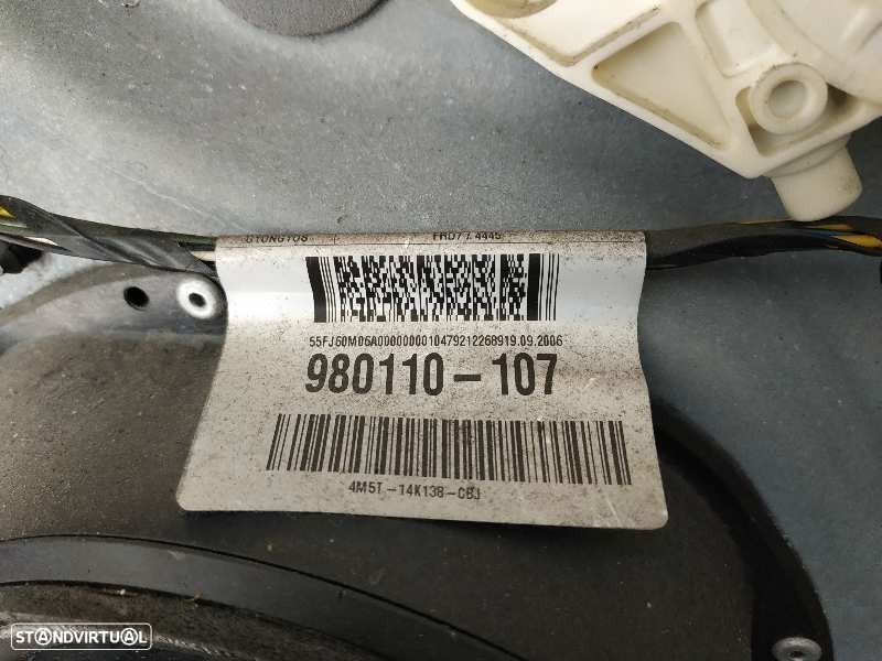 ELEVADOR DE VIDRO FRONTAL DIREITO FORD FOCUS II SEDAN 2006 - 2