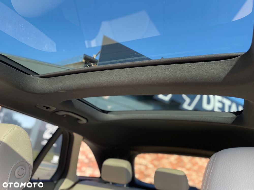 Mercedes-Benz GLC 300 4Matic 9G-TRONIC AMG Line - 28