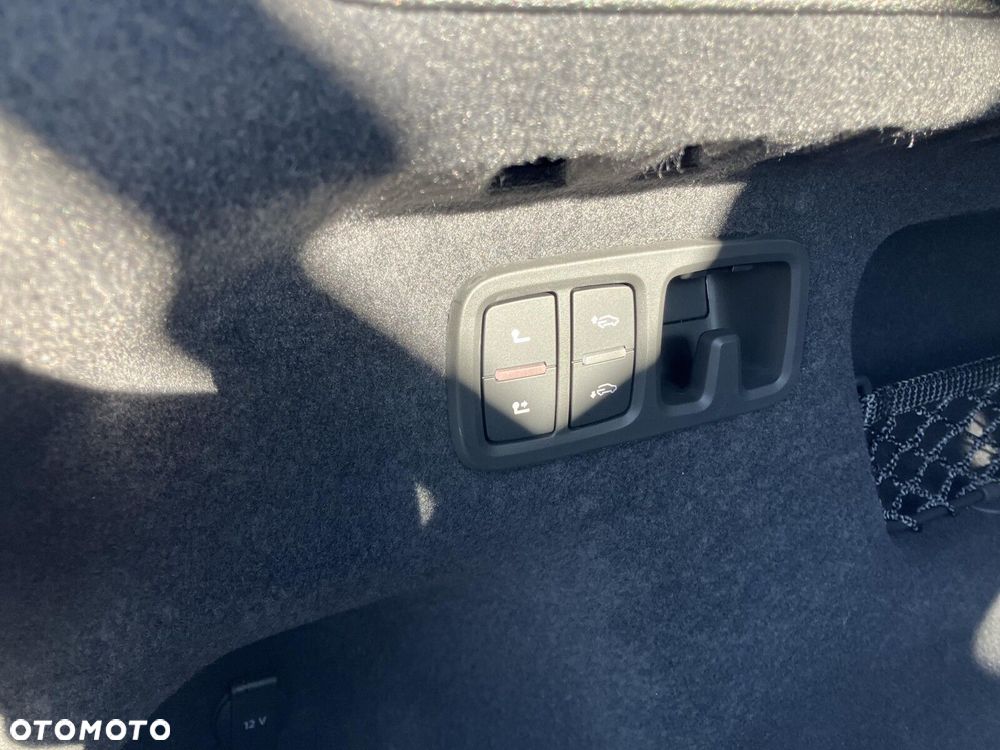 Audi RS Q8 TFSI Quattro Tiptronic Performance - 25