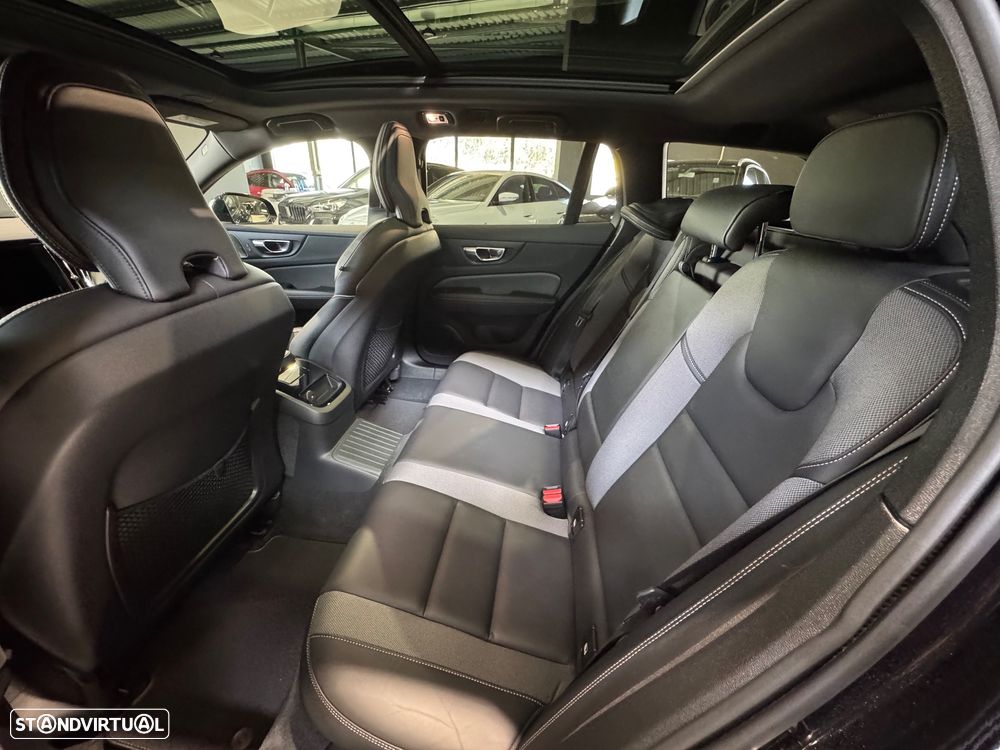 Volvo V60 2.0 T6 AWD TE R-Design - 23