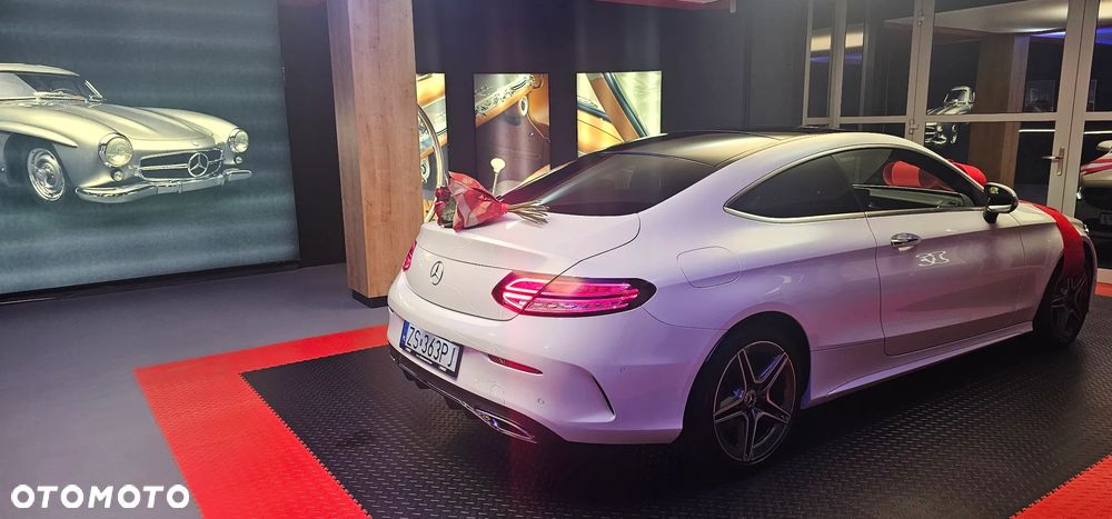 Mercedes-Benz Klasa C 220 d 4MATIC 9G-TRONIC - 3