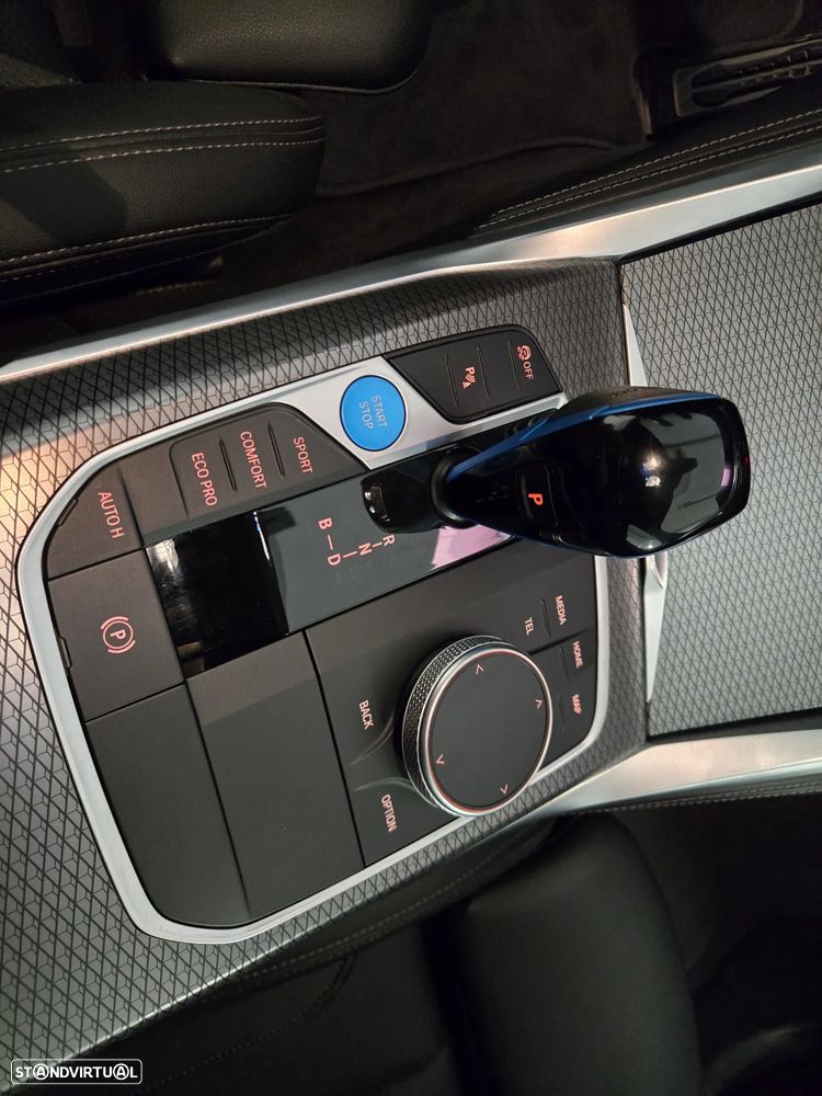 BMW i4 eDrive40 Pack Desportivo M - 22