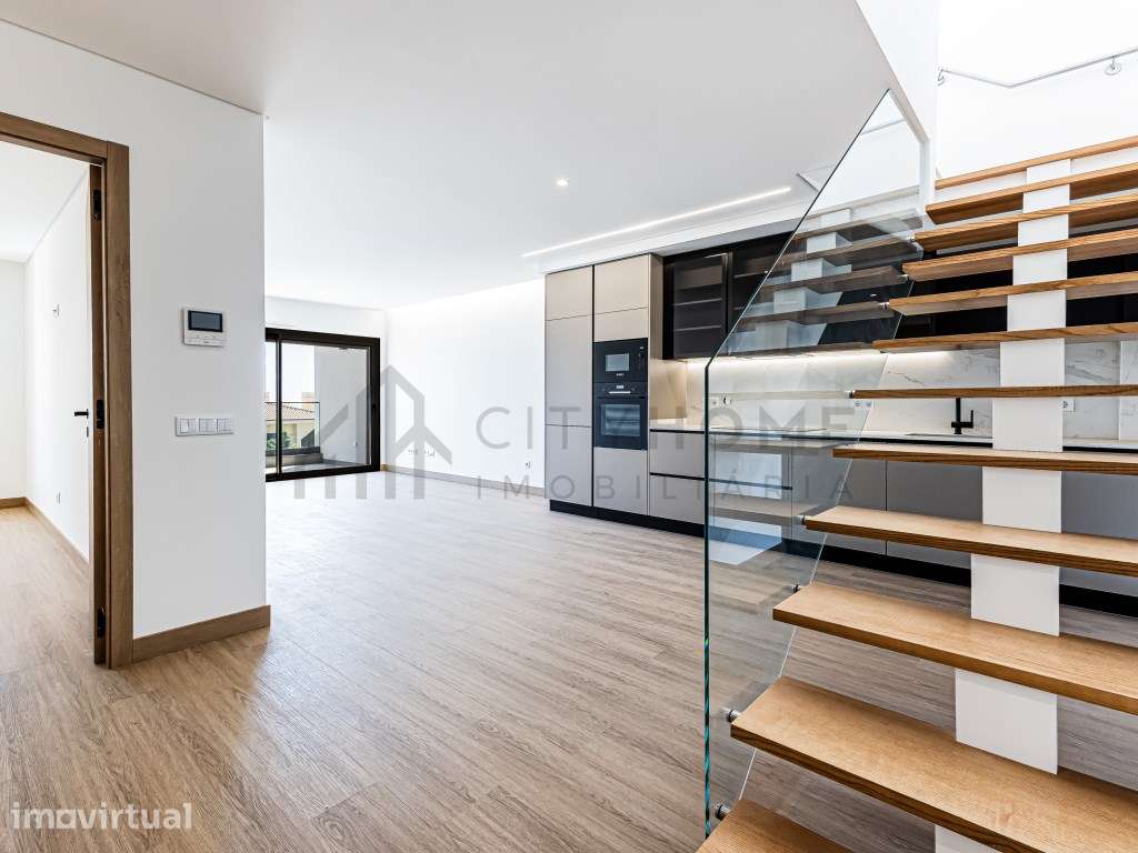 Apartamento T1 Duplex Vista mar, com piscina, garagem e terraço pri... - Grande imagem: 3/38