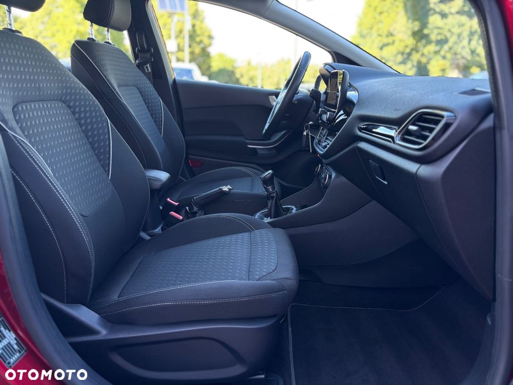 Ford Fiesta 1.1 S&S TITANIUM - 27