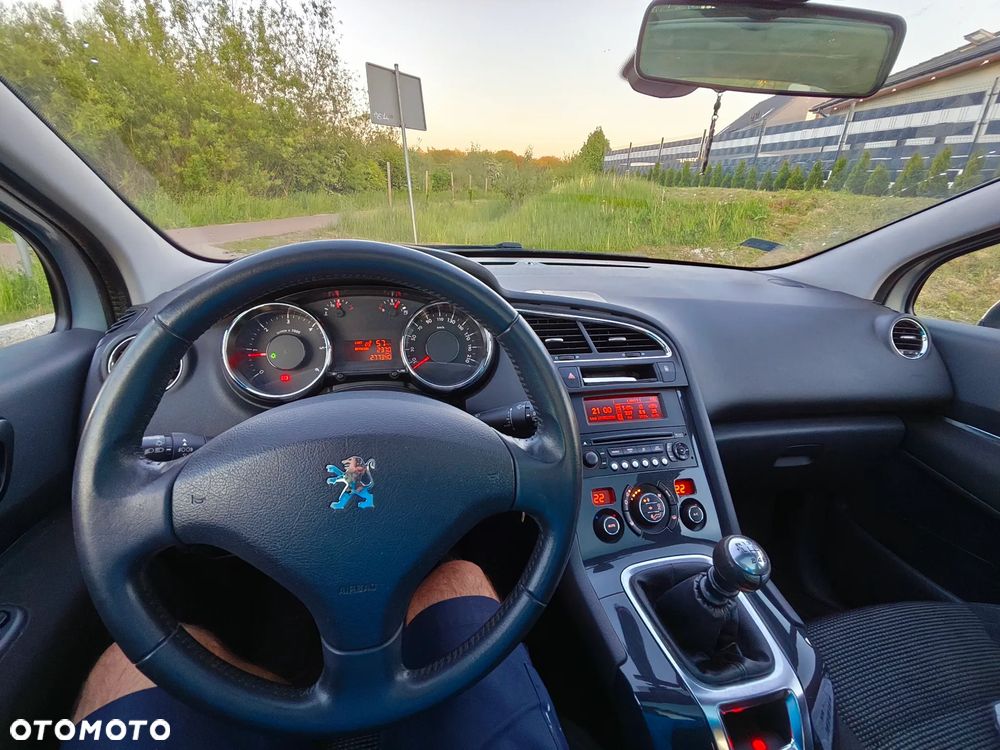 Peugeot 5008 2.0 HDi Active 7os - 8