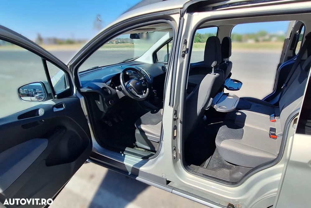 Ford Tourneo Courier 1.0 EcoBoost Trend - 6