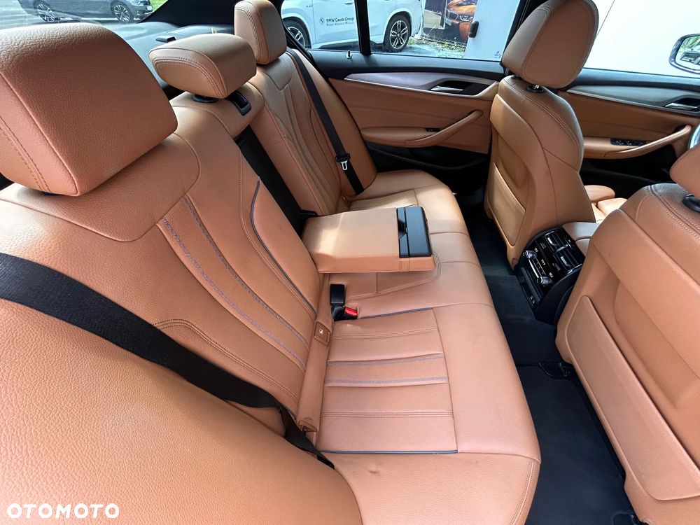 BMW Seria 5 530d xDrive mHEV M Sport sport - 21