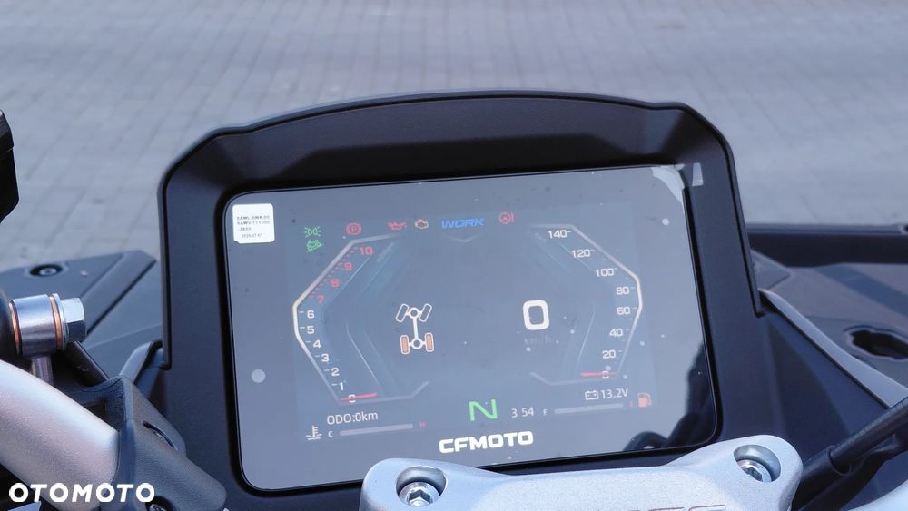 CFMoto CForce - 8